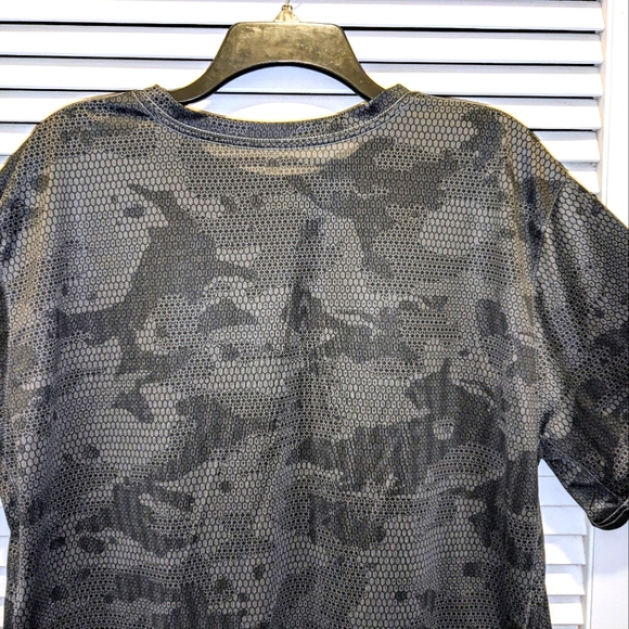 The Nike Tee Men's XXL 2XL Legend Dry-Fit Camo Short Sleeve Training Shirt Top - Picture 8 of 11